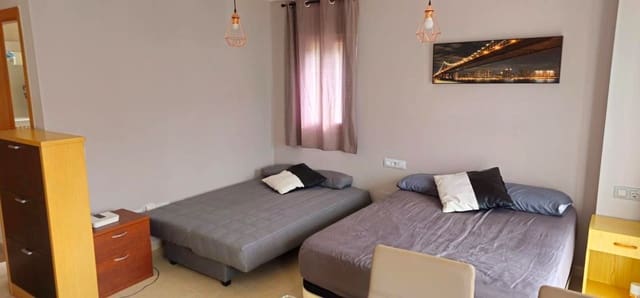 Lejlighed til leje i Finestrat - € 700 (Ref: 9255569)