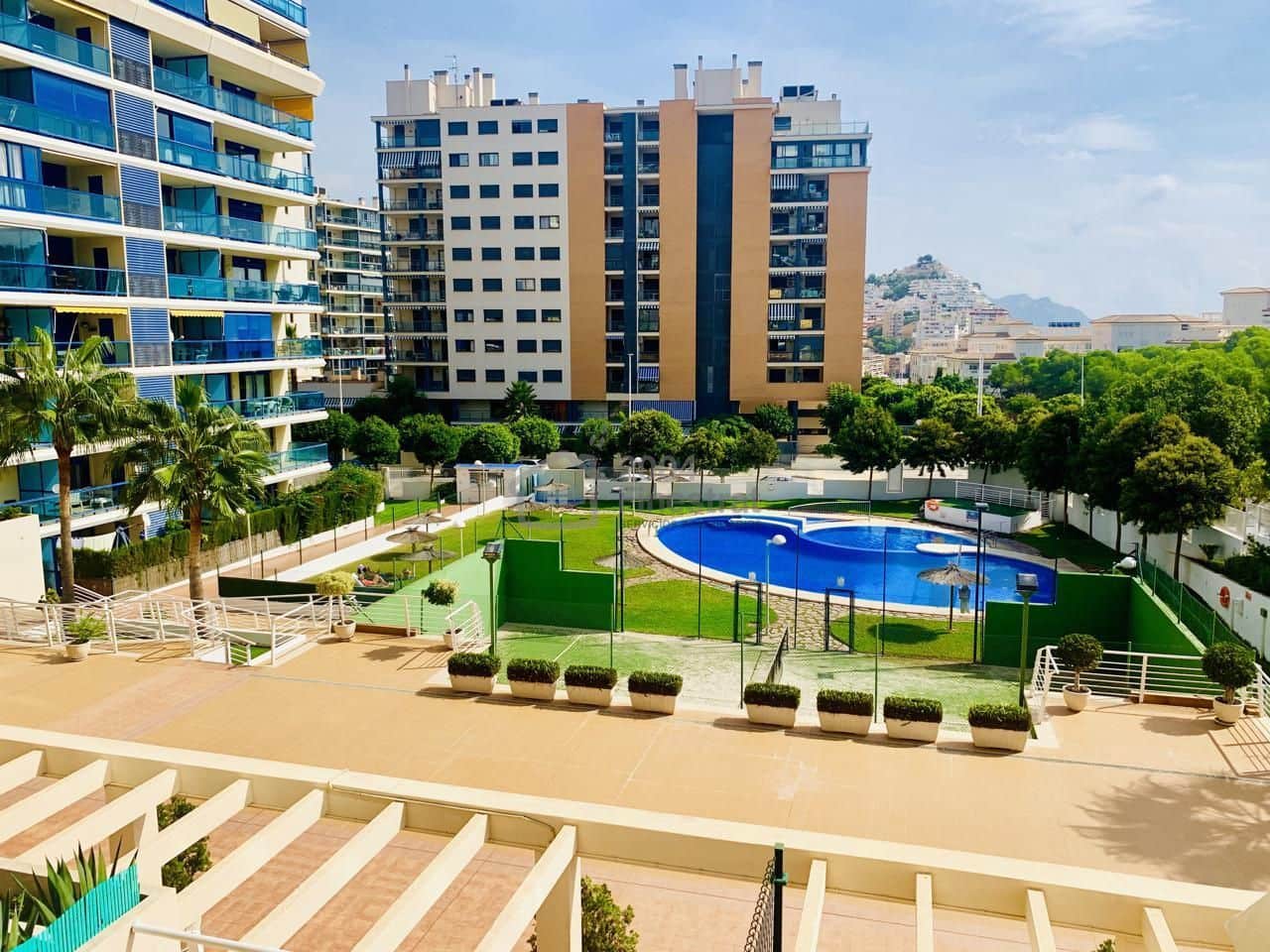 Piso de 2 habitaciones en La Villajoyosa / Vila Joiosa en venta con piscina garaje - 390.000 € (Ref: 9263456)
