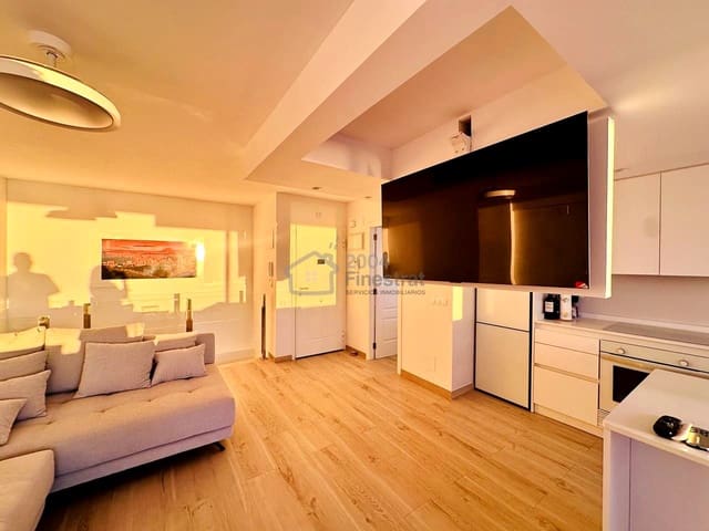 3 bedroom Flat for rent in Rincón Alto, Benidorm with garage - € 1,800 (Ref: 9301807)