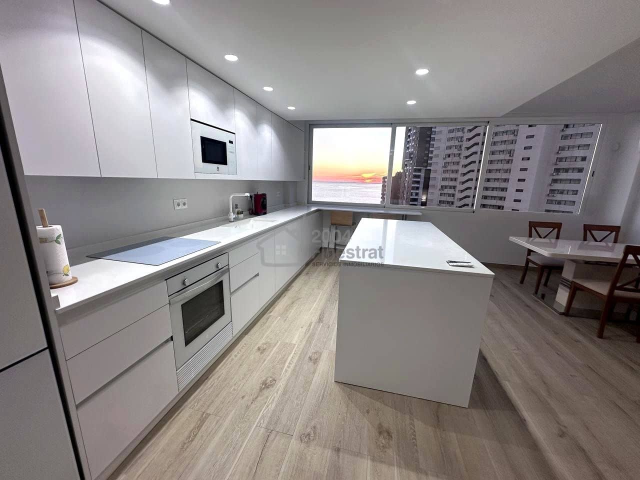 3 makuuhuone Asunto vuokrattavana paikassa Benidorm mukana 
autotalli - 1 800 € (Ref: 9301807)