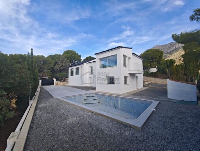 4 slaapkamer Villa te koop in Alhama Springs, Altea - € 835.000 (Ref: 9339217)