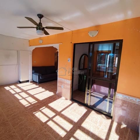 Piso de 2 habitaciones en Benidorm en venta - 185.000 € (Ref: 9344093)
