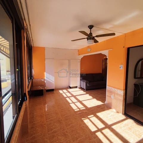 Piso de 2 habitaciones en Benidorm en venta - 185.000 € (Ref: 9344093)