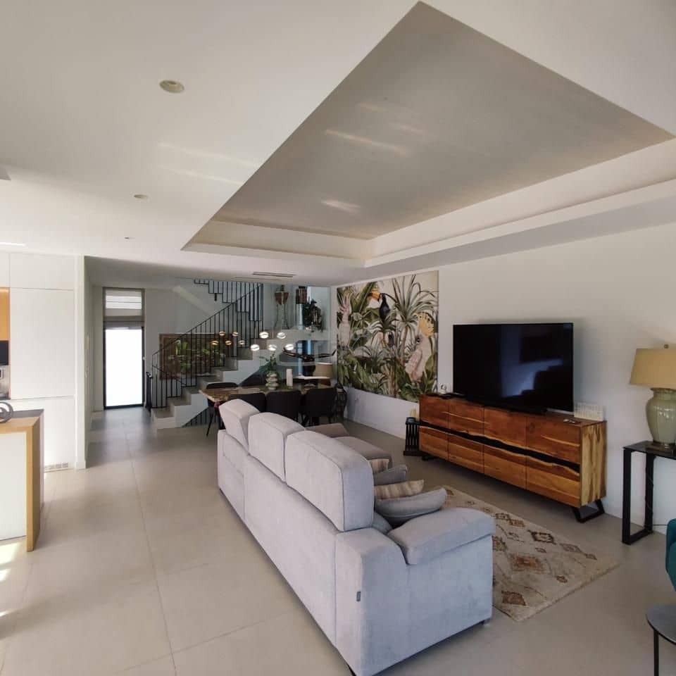 3 bedroom Villa for sale in Finestrat with pool garage - € 825,000 (Ref: 9348691)