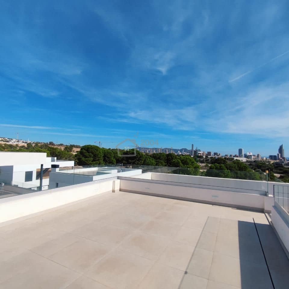 3 bedroom Villa for sale in Finestrat with pool garage - € 825,000 (Ref: 9348691)