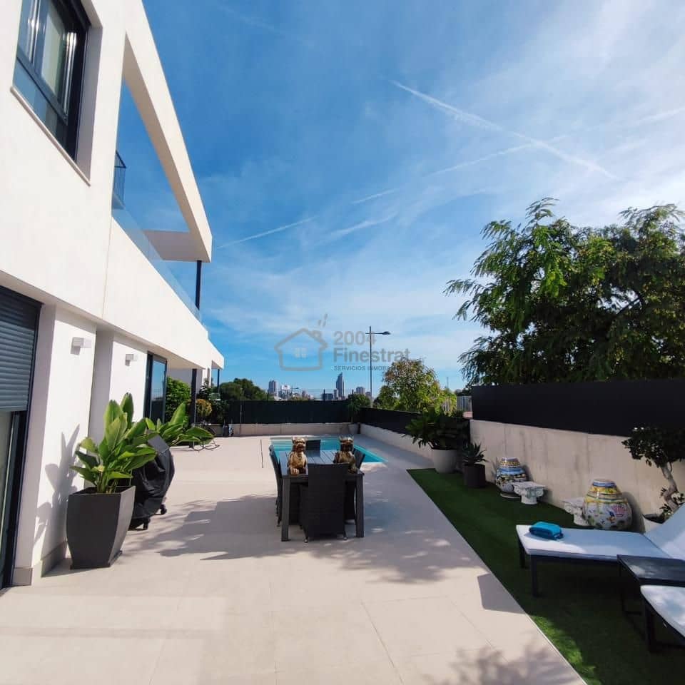 3 bedroom Villa for sale in Finestrat with pool garage - € 825,000 (Ref: 9348691)