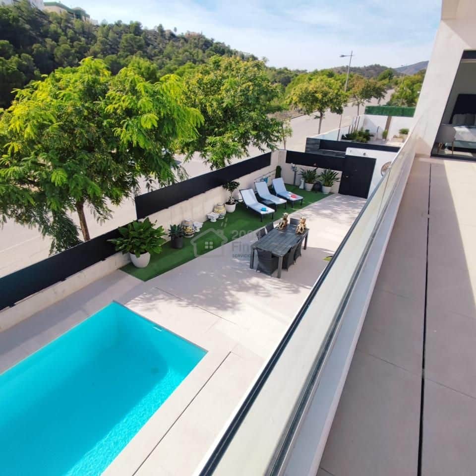 3 bedroom Villa for sale in Finestrat with pool garage - € 825,000 (Ref: 9348691)