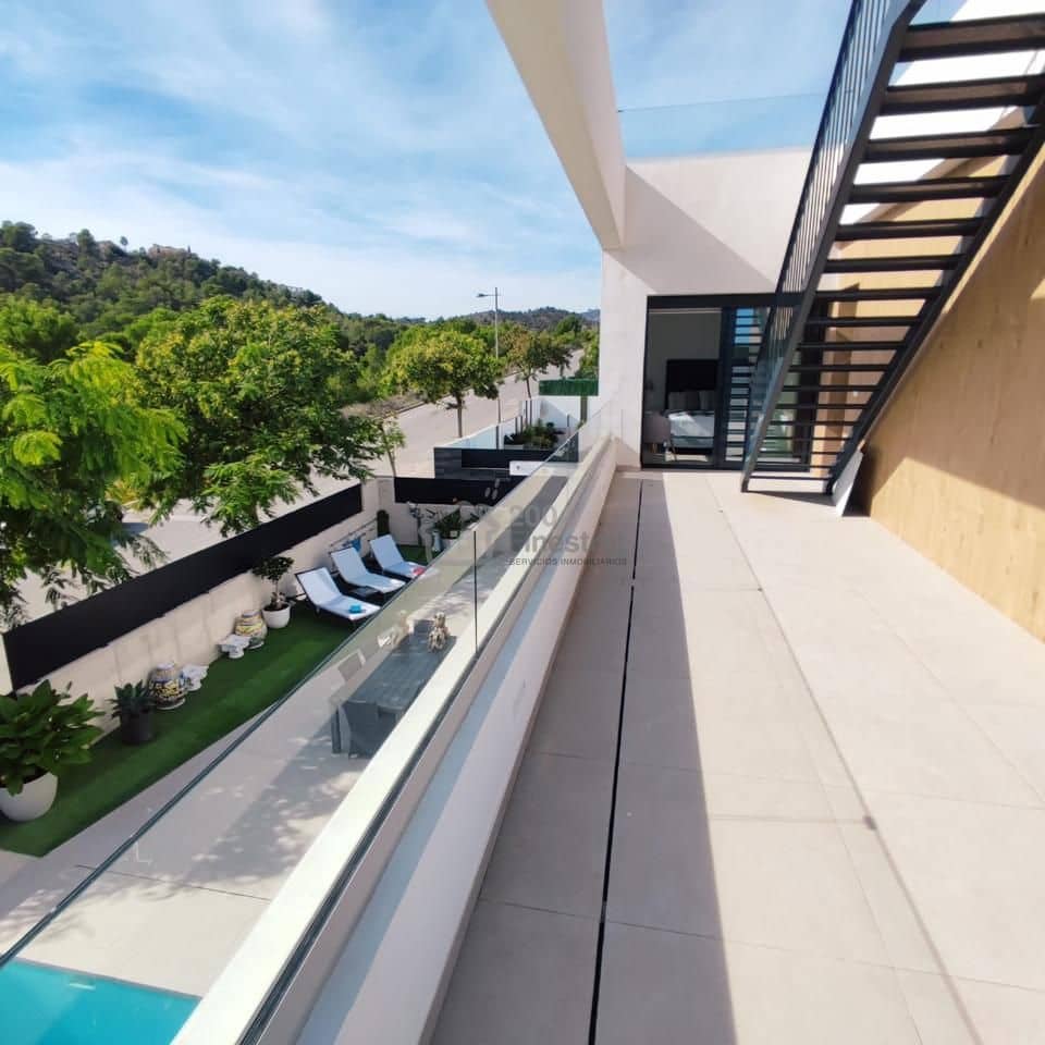 3 bedroom Villa for sale in Finestrat with pool garage - € 825,000 (Ref: 9348691)