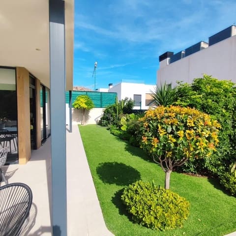 3 bedroom Villa for sale in Balcón de Finestrat - Terra Marina, Finestrat with pool garage - € 825,000 (Ref: 9348691)