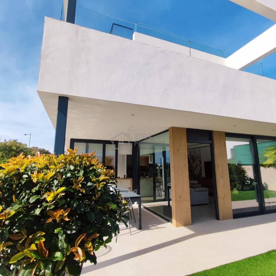 3 bedroom Villa for sale in Finestrat with pool garage - € 825,000 (Ref: 9348691)