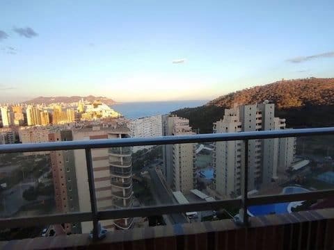 2 chambre Appartement à vendre à Benidorm avec piscine garage - 325 000 € (Ref: 9352842)