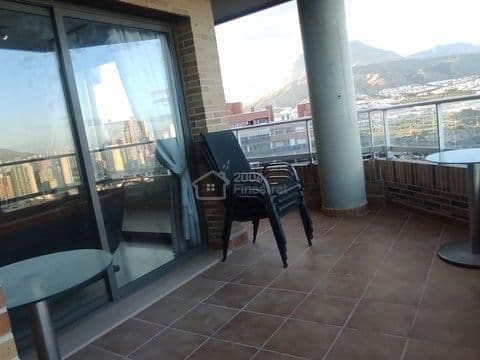 2 chambre Appartement à vendre à Benidorm avec piscine garage - 325 000 € (Ref: 9352842)