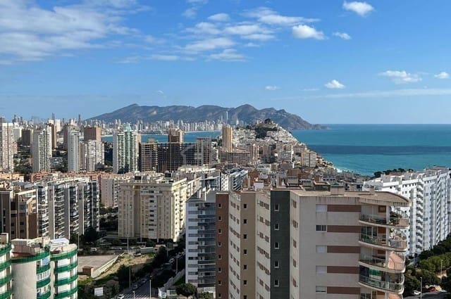2 chambre Appartement à vendre à Benidorm avec piscine garage - 325 000 € (Ref: 9352842)