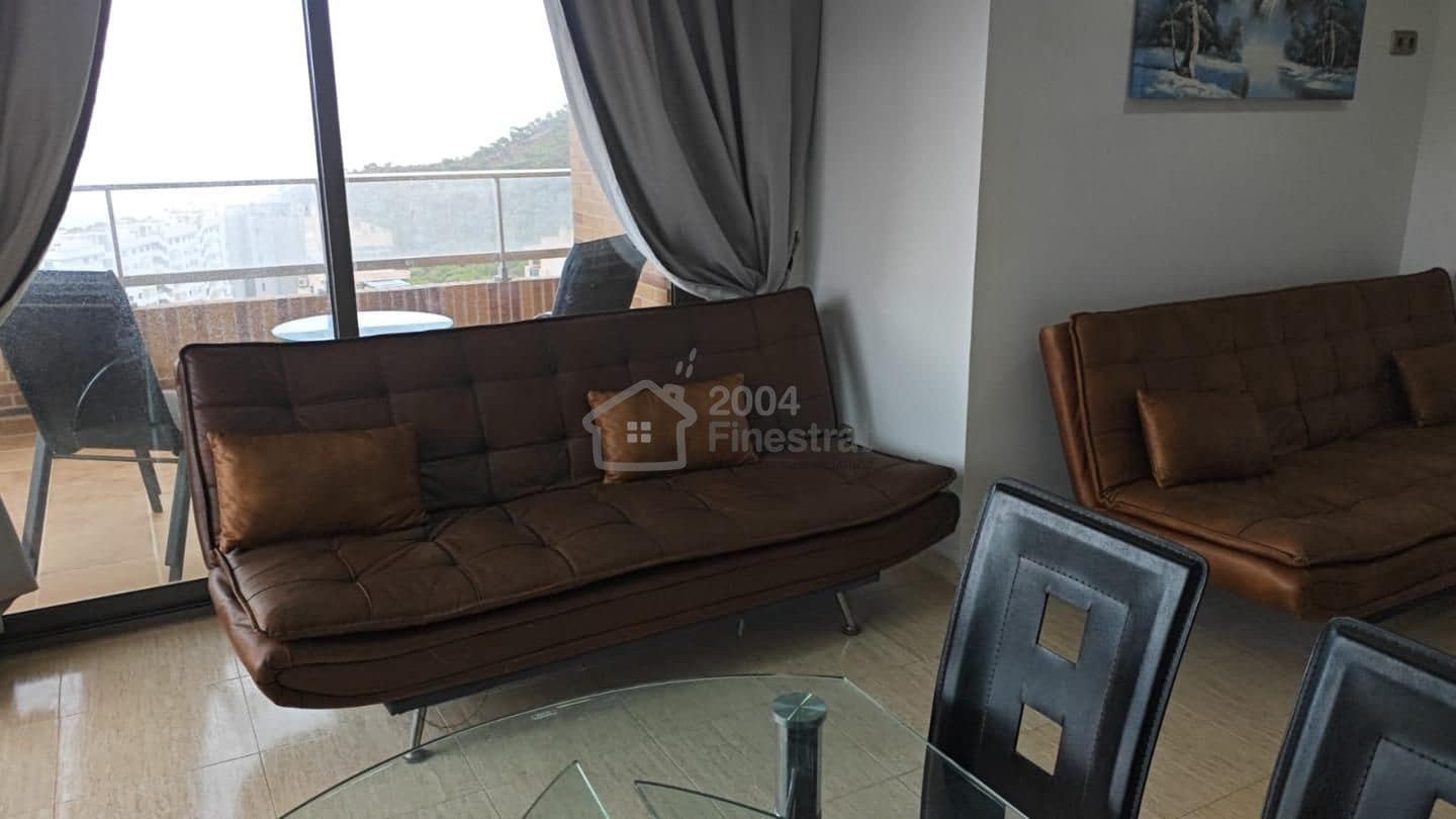 2 bedroom Flat for sale in Benidorm with pool garage - € 325,000 (Ref: 9352842)