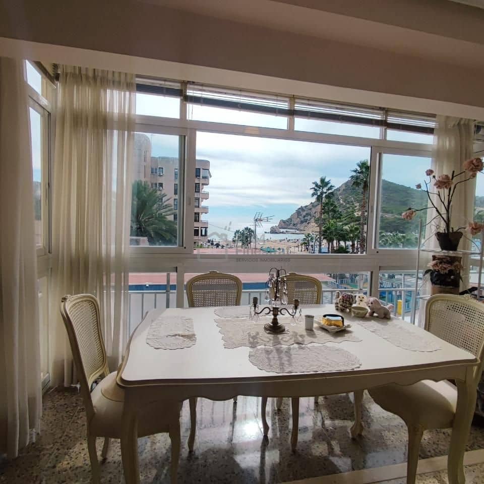 2 bedroom Flat for sale in Benidorm with garage - € 262,500 (Ref: 9363228)