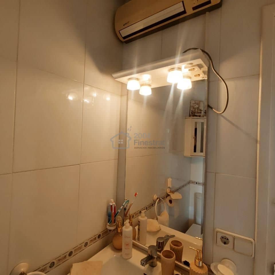 2 bedroom Flat for sale in Benidorm with garage - € 262,500 (Ref: 9363228)