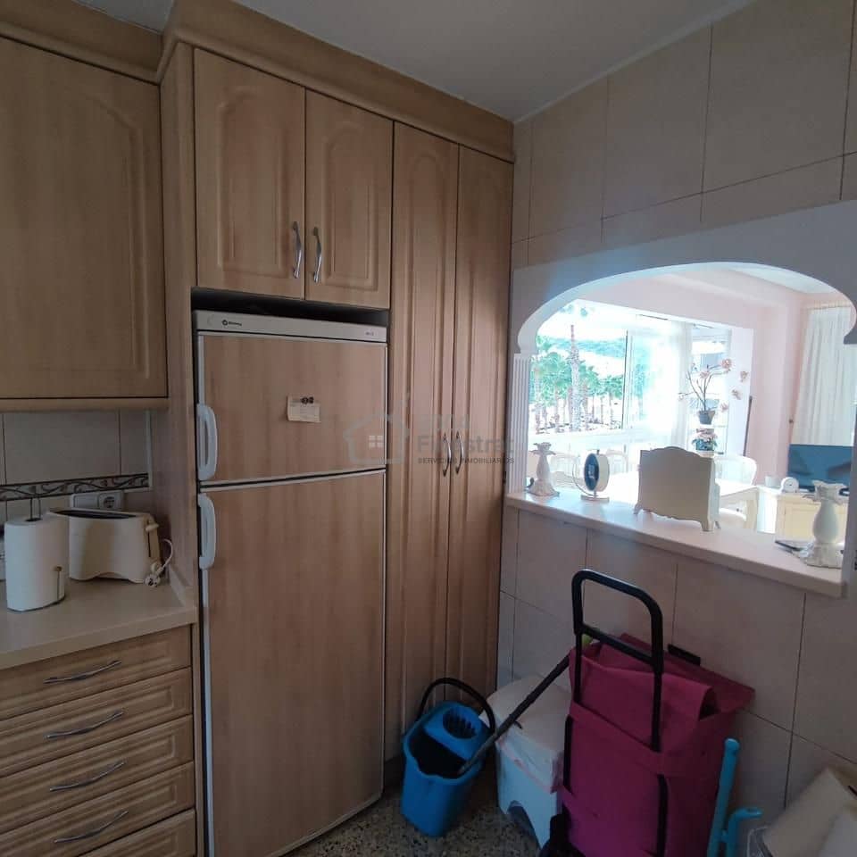 2 bedroom Flat for sale in Benidorm with garage - € 262,500 (Ref: 9363228)
