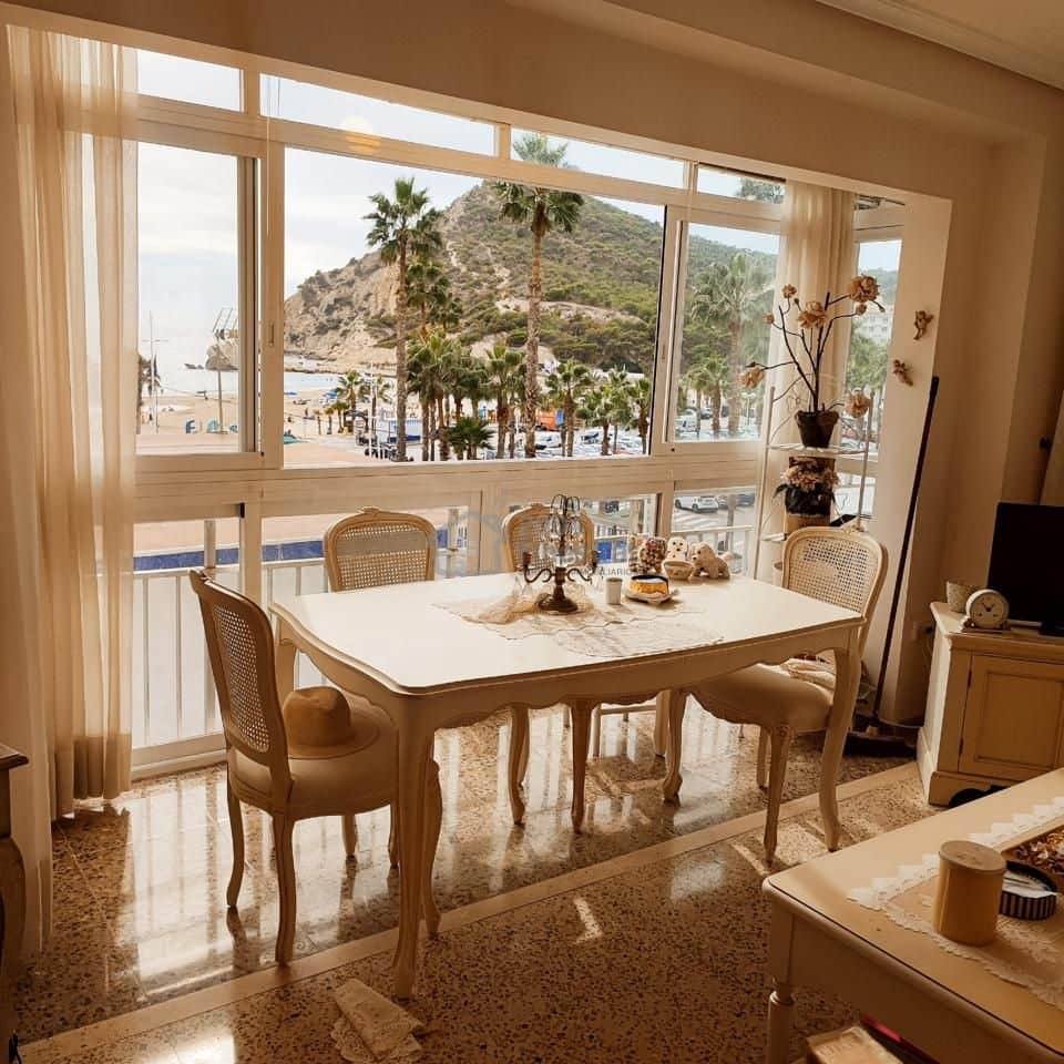 2 bedroom Flat for sale in Benidorm with garage - € 262,500 (Ref: 9363228)