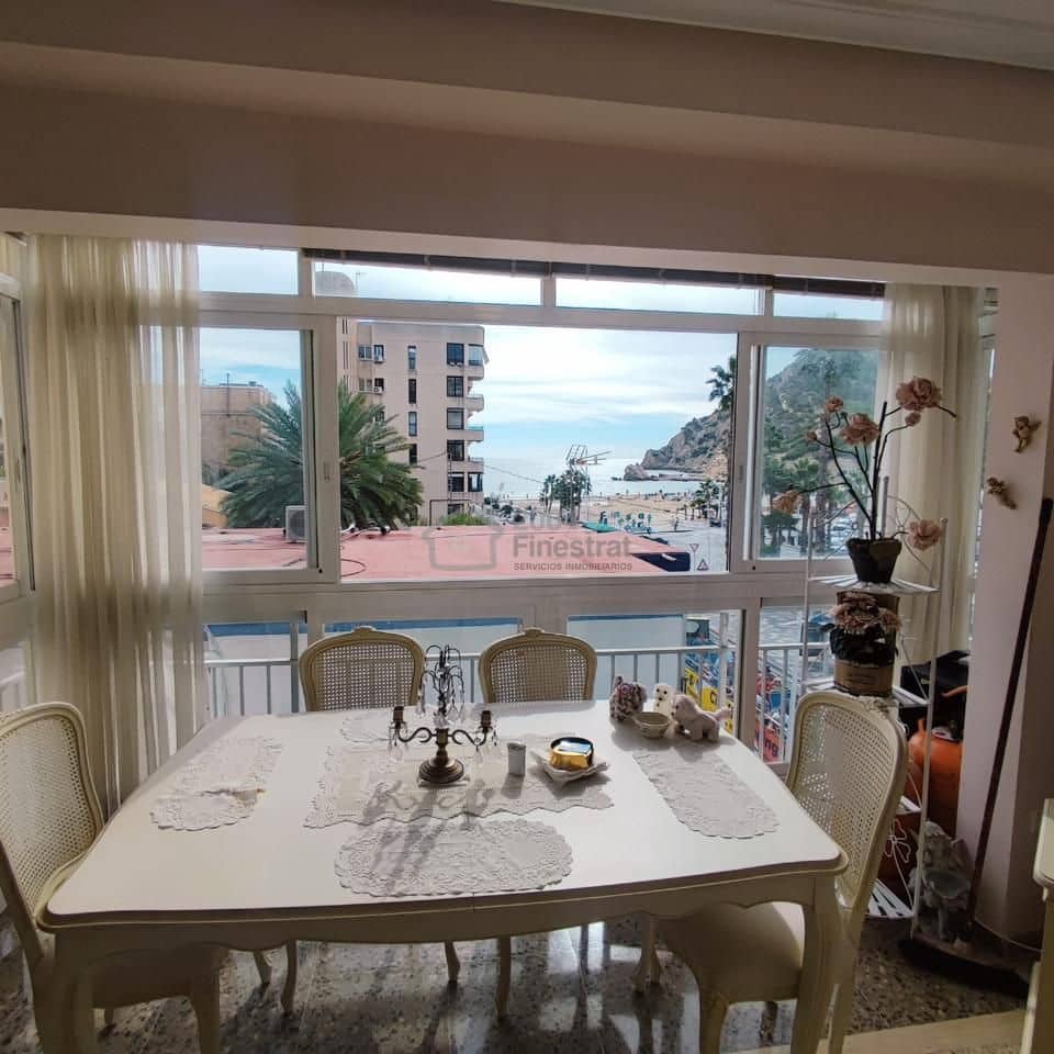 2 bedroom Flat for sale in Benidorm with garage - € 262,500 (Ref: 9363228)