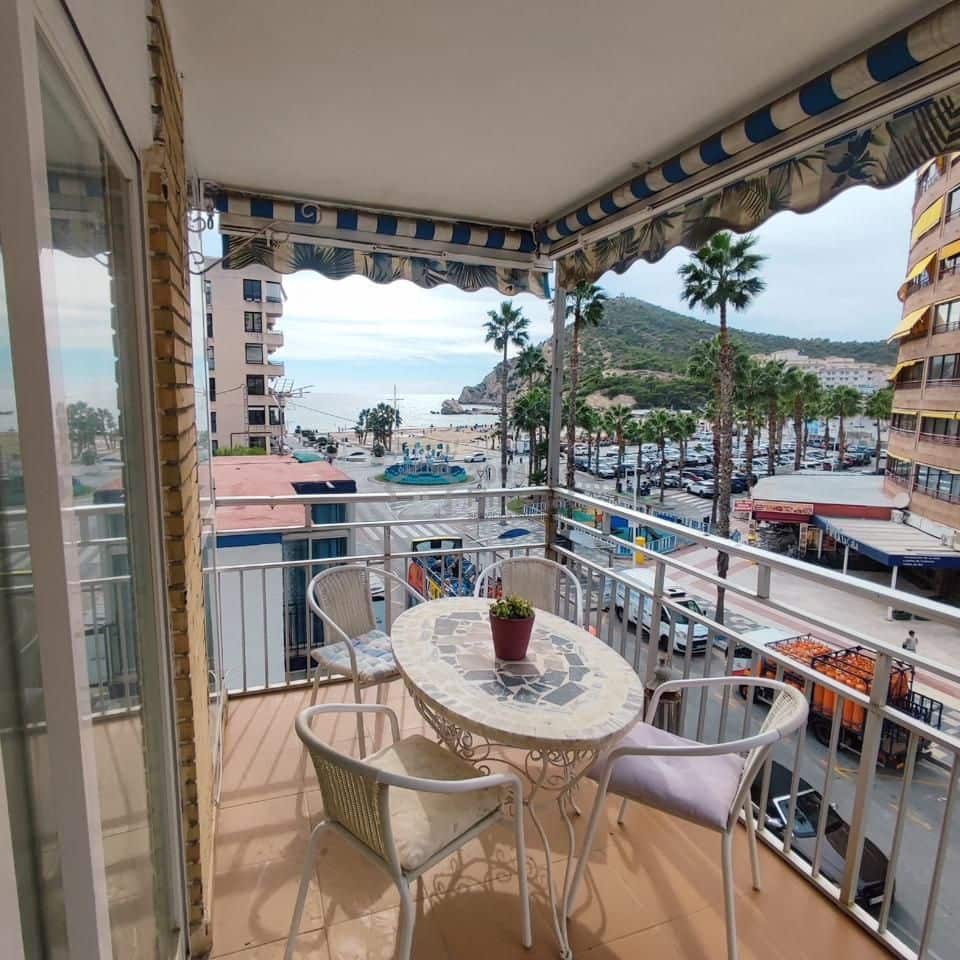 2 bedroom Flat for sale in Benidorm with garage - € 262,500 (Ref: 9363228)