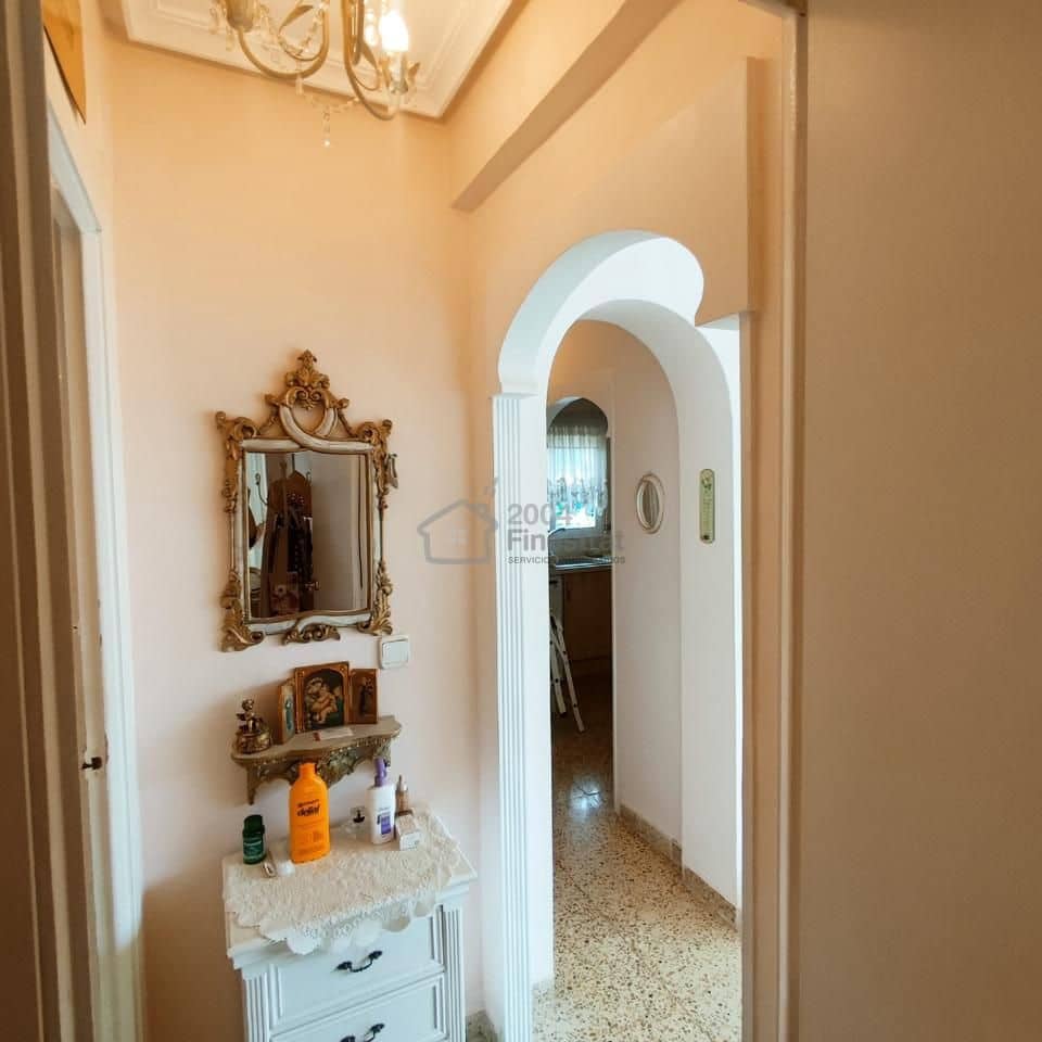 2 bedroom Flat for sale in Benidorm with garage - € 262,500 (Ref: 9363228)