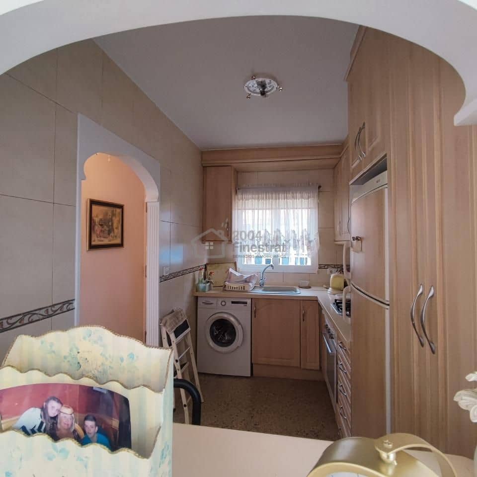 2 bedroom Flat for sale in Benidorm with garage - € 262,500 (Ref: 9363228)