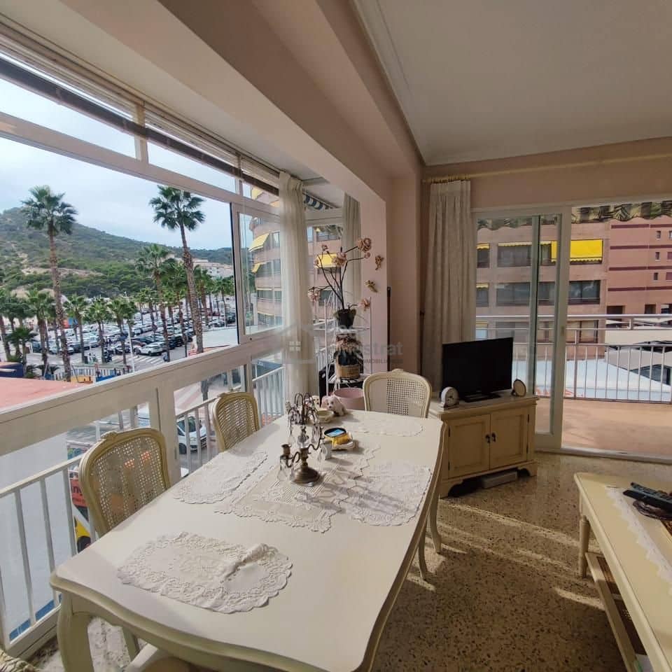 2 bedroom Flat for sale in Benidorm with garage - € 262,500 (Ref: 9363228)