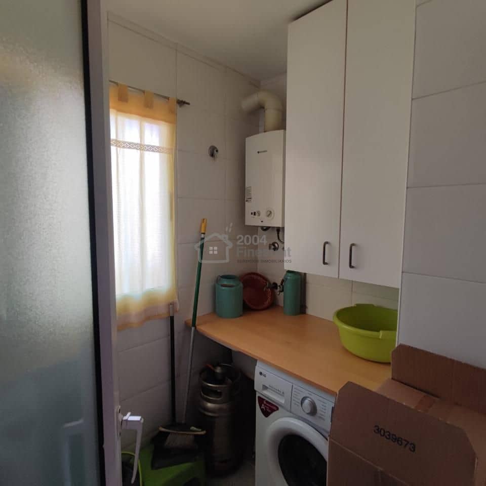 3 bedroom Flat for sale in Benidorm - € 265,000 (Ref: 9383597)