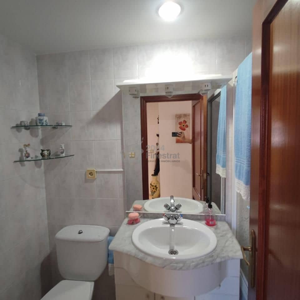 3 bedroom Flat for sale in Benidorm - € 265,000 (Ref: 9383597)
