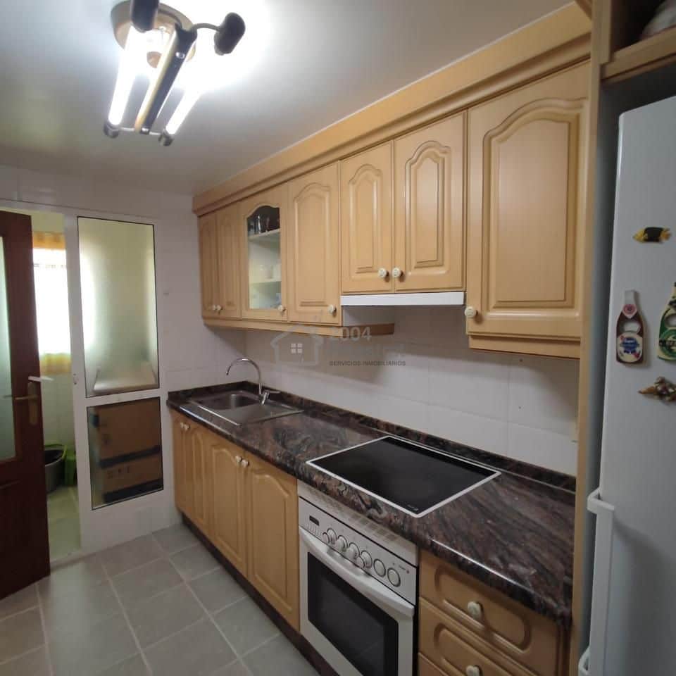 3 bedroom Flat for sale in Benidorm - € 265,000 (Ref: 9383597)