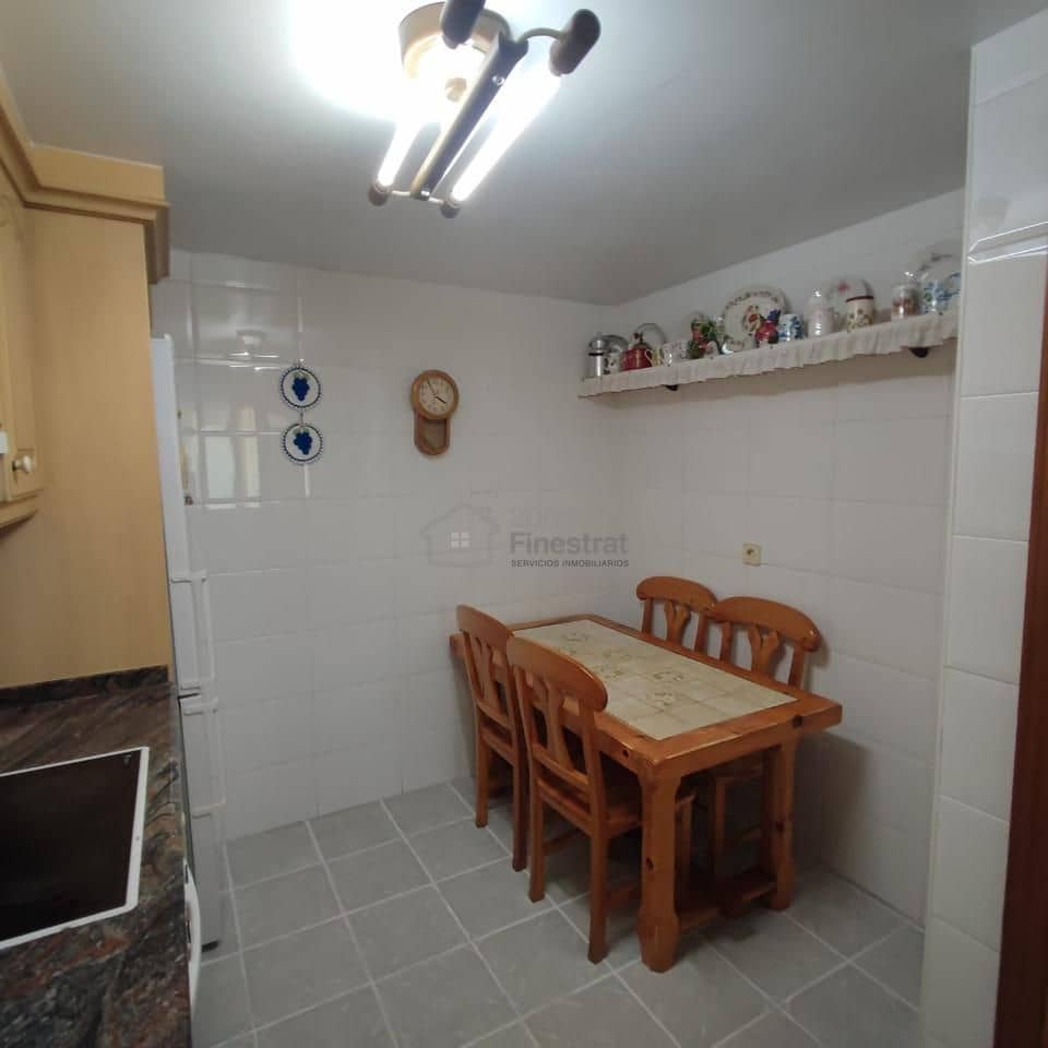 3 bedroom Flat for sale in Benidorm - € 265,000 (Ref: 9383597)