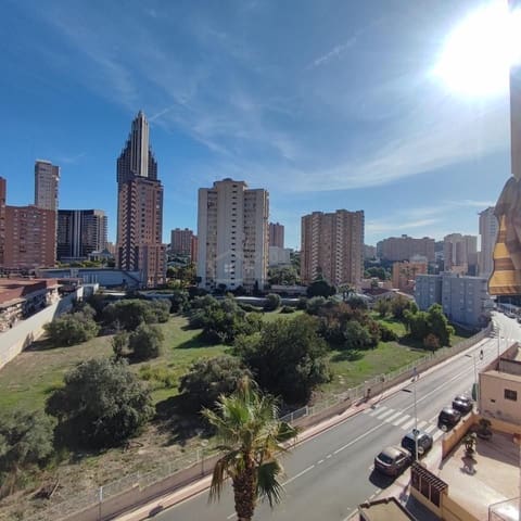 3 bedroom Flat for sale in Benidorm - € 265,000 (Ref: 9383597)