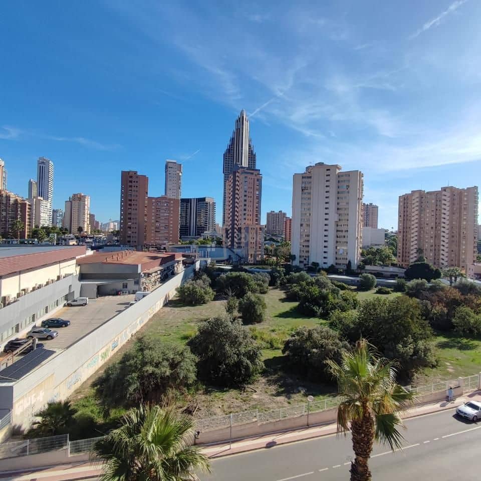 3 bedroom Flat for sale in Benidorm - € 265,000 (Ref: 9383597)