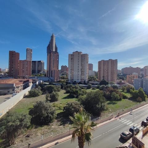 3 bedroom Flat for sale in Benidorm - € 265,000 (Ref: 9383597)