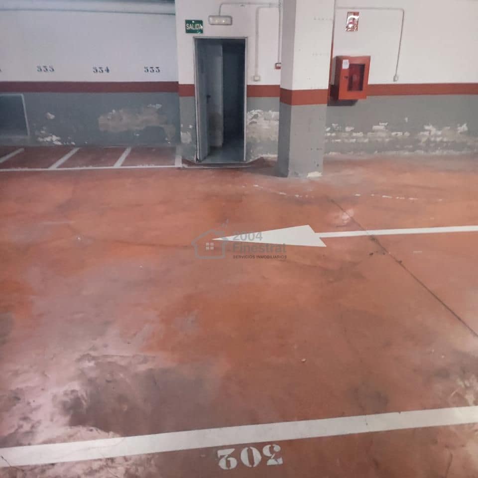 Garage te koop in Benidorm - € 17.000 (Ref: 9388536)