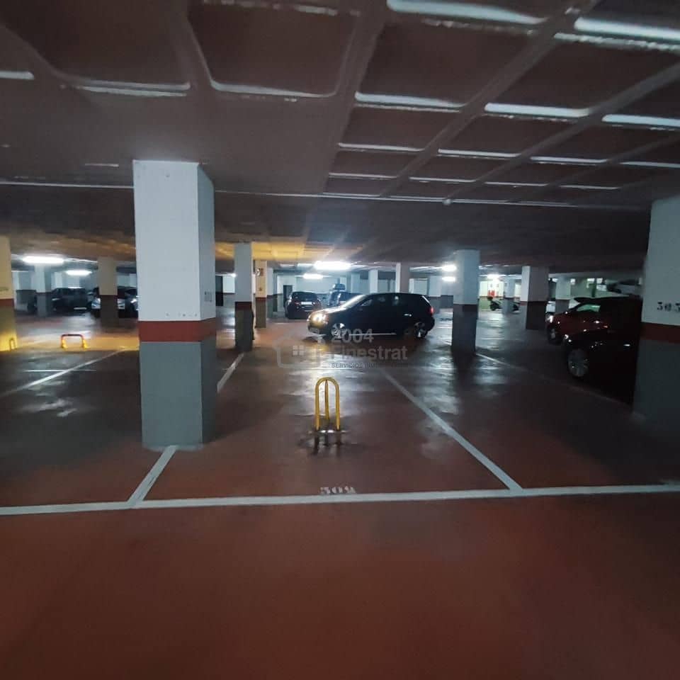 Garage te koop in Benidorm - € 17.000 (Ref: 9388536)