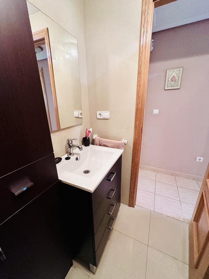 3 bedroom Flat for sale in Benidorm with pool garage - € 256,000 (Ref: 9394447)