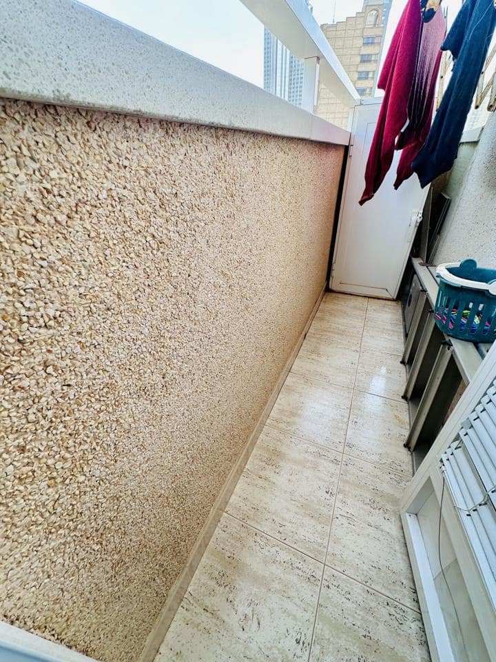 3 bedroom Flat for sale in Benidorm with pool garage - € 256,000 (Ref: 9394447)
