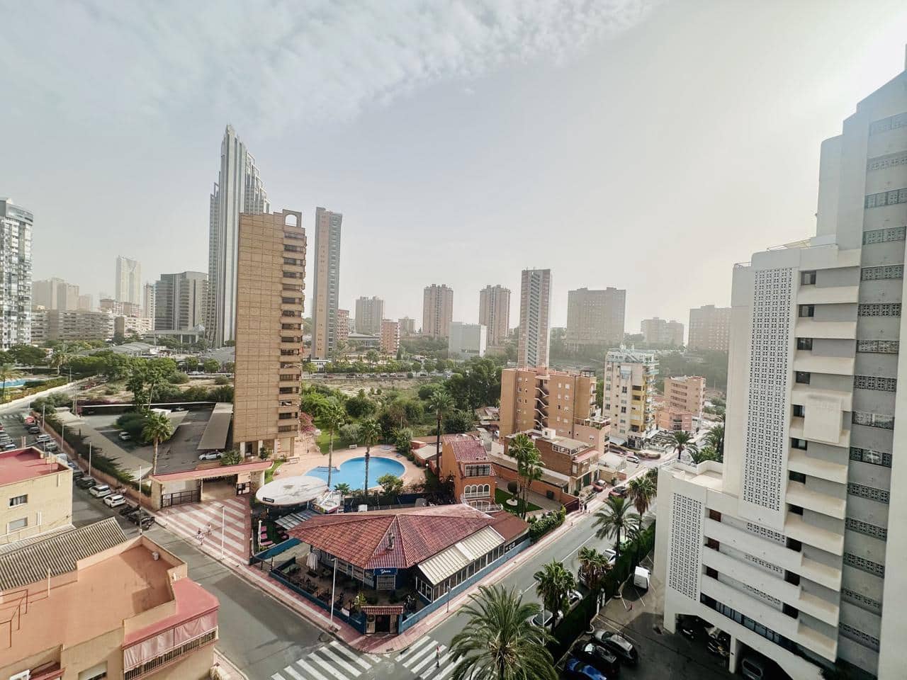 3 bedroom Flat for sale in Benidorm with pool garage - € 256,000 (Ref: 9394447)