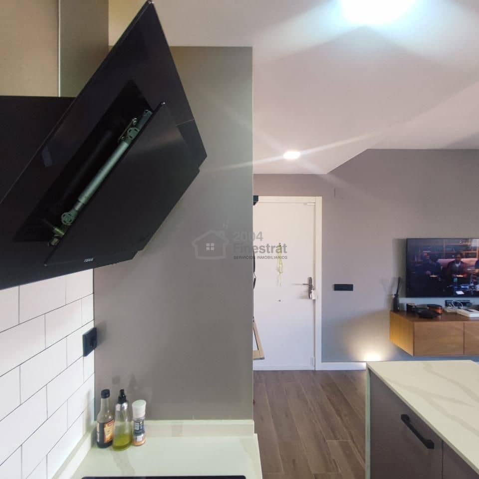 2 soveværelse Lejlighed til salg i Alicante by med swimmingpool garage - € 342.000 (Ref: 9395343)