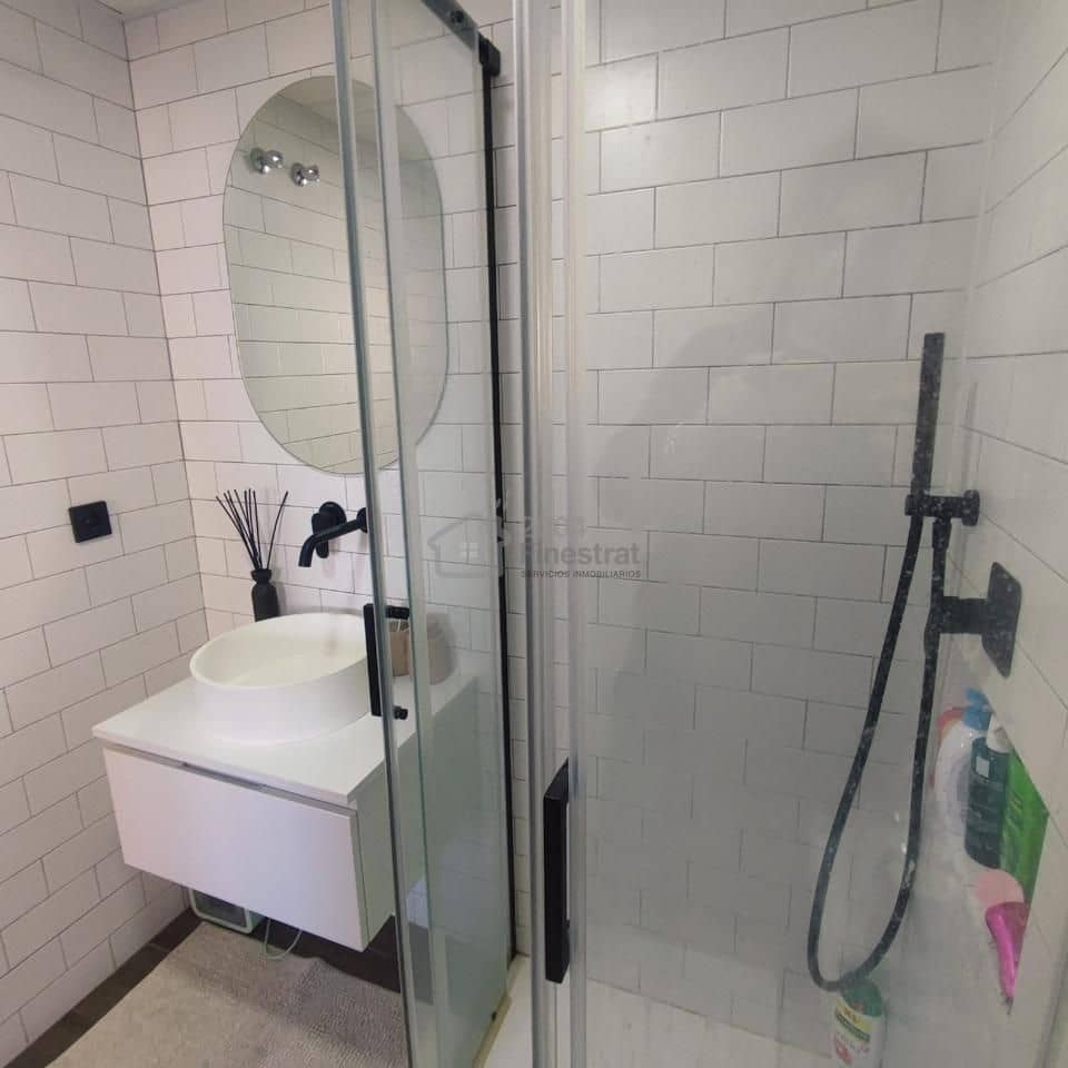 2 soveværelse Lejlighed til salg i Alicante by med swimmingpool garage - € 342.000 (Ref: 9395343)