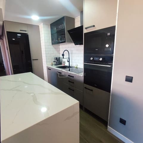 2 soveværelse Lejlighed til salg i Albufereta, Alicante by med swimmingpool garage - € 342.000 (Ref: 9395343)