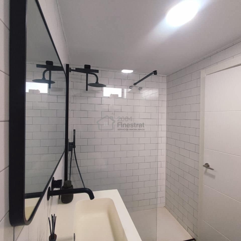 2 soveværelse Lejlighed til salg i Alicante by med swimmingpool garage - € 342.000 (Ref: 9395343)