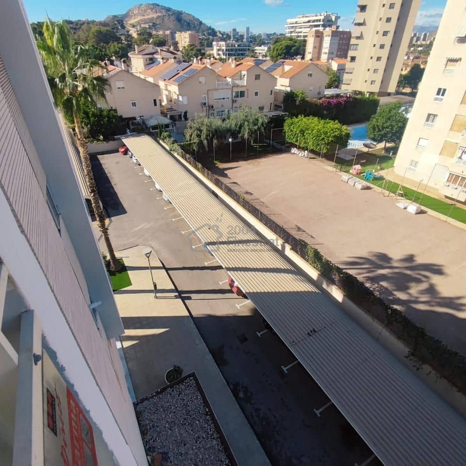 2 soveværelse Lejlighed til salg i Alicante by med swimmingpool garage - € 342.000 (Ref: 9395343)