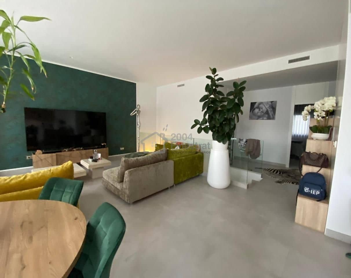 4 sovrum Villa till salu i Finestrat med pool garage - 780 000 € (Ref: 9405906)