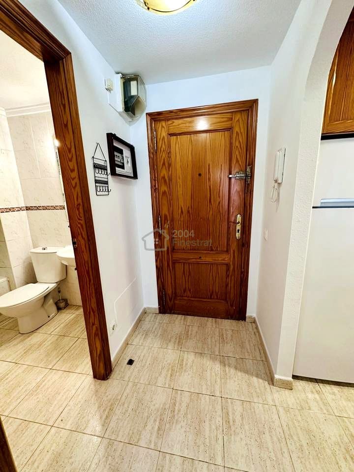 1 bedroom Flat for sale in La Villajoyosa / Vila Joiosa with pool - € 180,000 (Ref: 9412717)