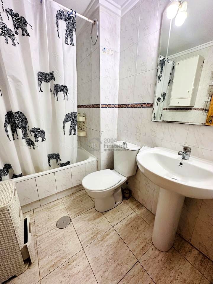 1 bedroom Flat for sale in La Villajoyosa / Vila Joiosa with pool - € 180,000 (Ref: 9412717)