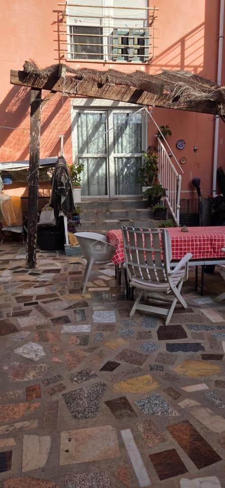 4 bedroom Villa for sale in Albir with garage - € 336,000 (Ref: 9414543)