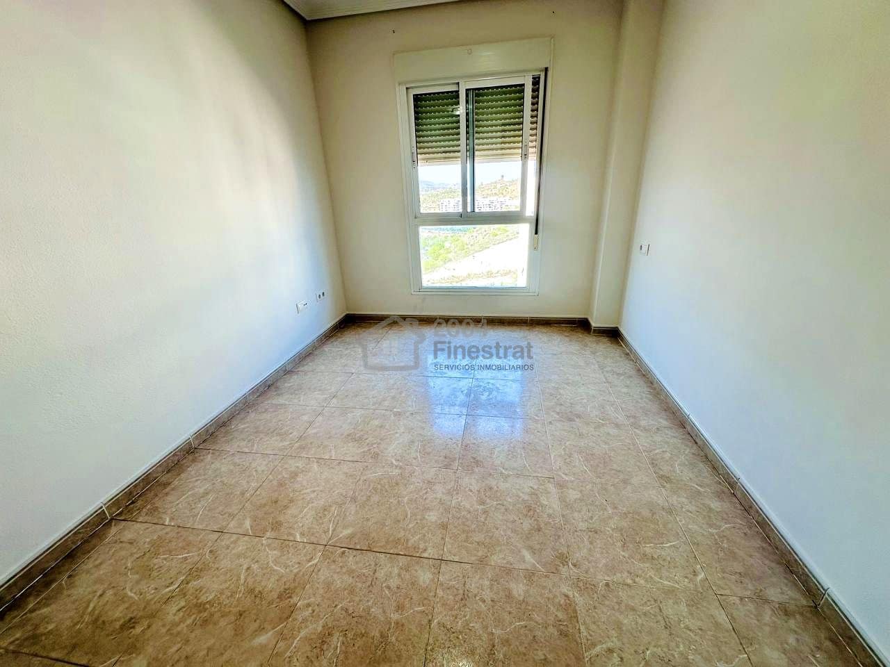 2 makuuhuone Asunto myytävänä paikassa La Villajoyosa / Vila Joiosa mukana uima-altaan 
autotalli - 348 000 € (Ref: 9432097)