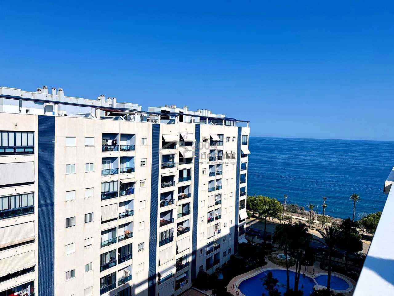 2 makuuhuone Asunto myytävänä paikassa La Villajoyosa / Vila Joiosa mukana uima-altaan 
autotalli - 348 000 € (Ref: 9432097)